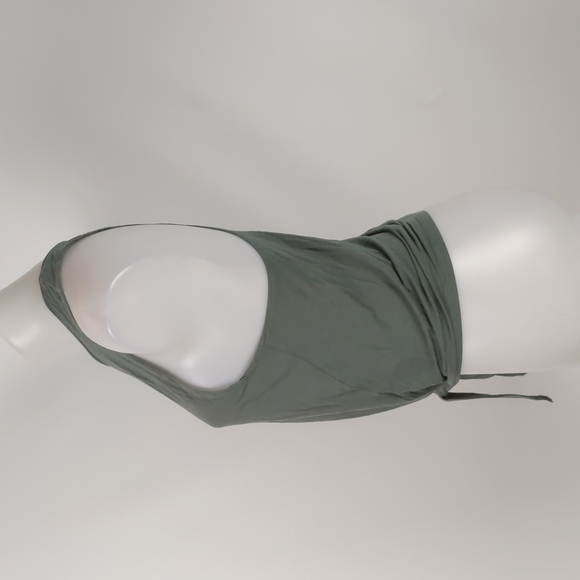 Rockwear Women's Top Size 8 Green Sleeveless Racerback Tie Waist Activewear - Picture 6 of 12